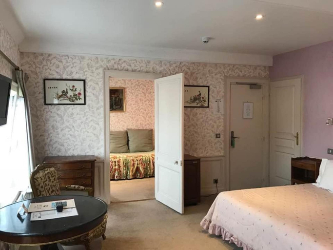 Bedroom 3, Hôtel L' Ecrin, Calvados