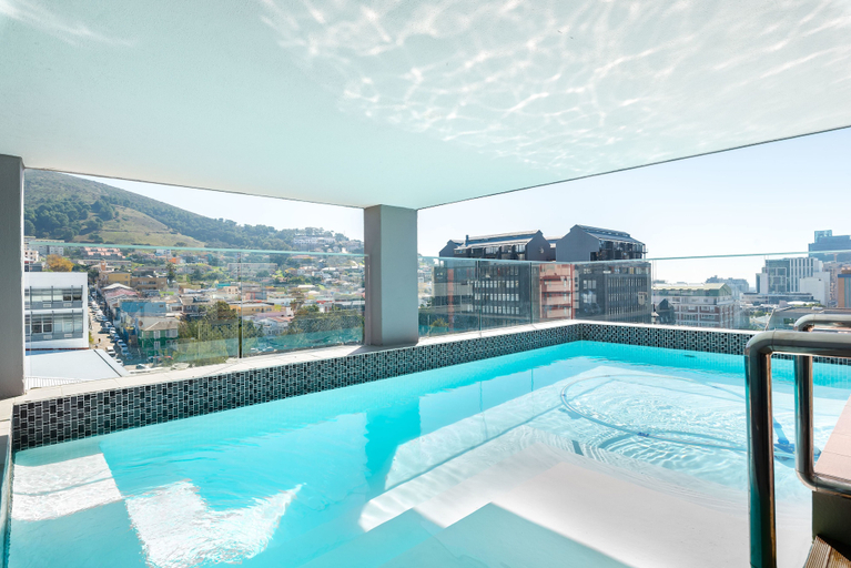 Sport & Beauty, The Sentinel 1205, City of Cape Town
