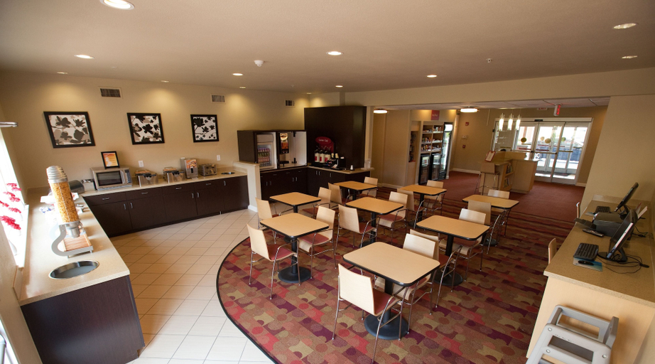 Food & Drinks 4, TownePlace Suites by Marriott Lake Jackson Clute, Brazoria