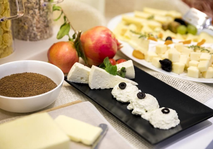 Food & Drinks 5, Al Porto Suites, Novigrad