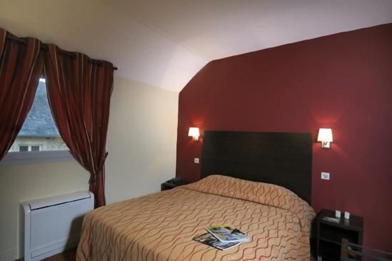 Bedroom 2, Hôtel-Restaurant de la Tour, Corrèze