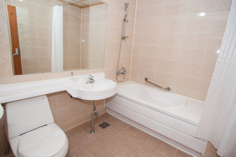 Bathroom 5, Noblesse Tourist Hotel, Nowon
