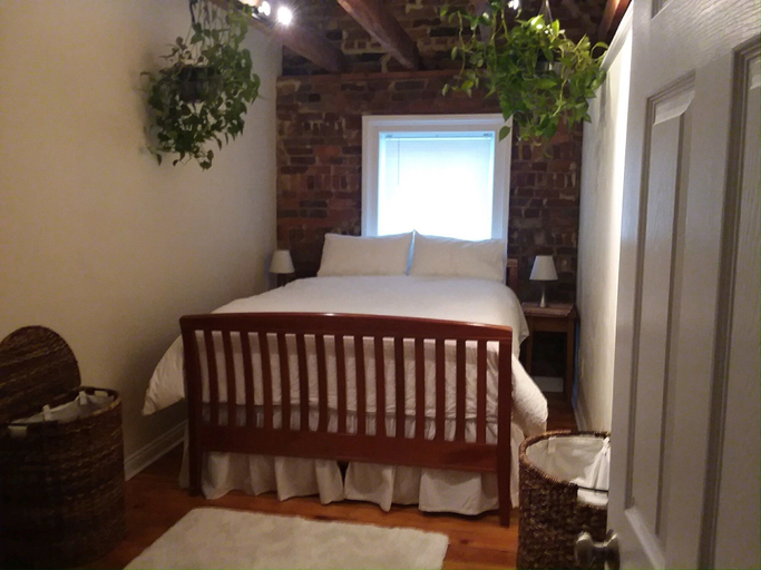 Bedroom, The Storefront East, Staunton