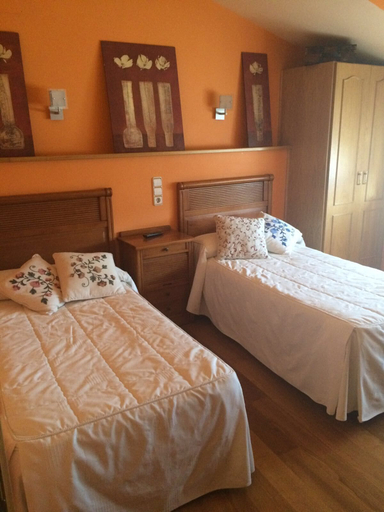 Bedroom 2, Hostal Mónica, Burgos