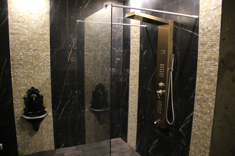 Bathroom 5, Ingrami Suites, Rome