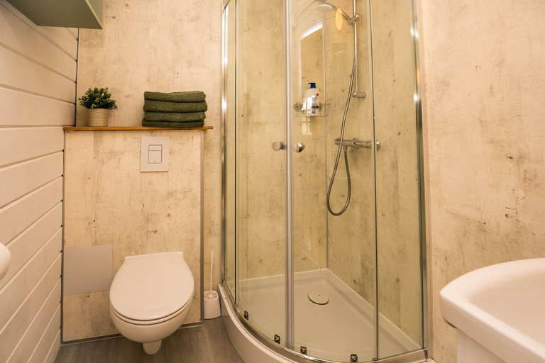 Bathroom 2, Móar Cottages, Innri-Akraneshreppur