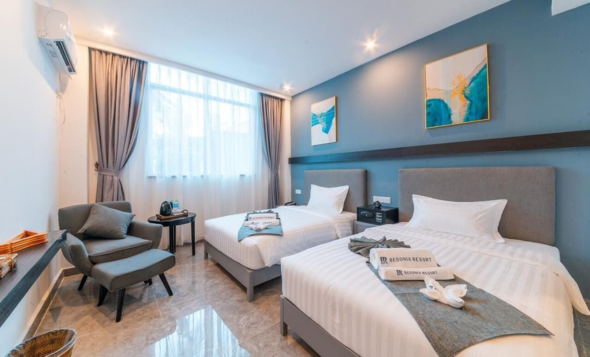 Bedroom 2, Begonia Resort, Panglao