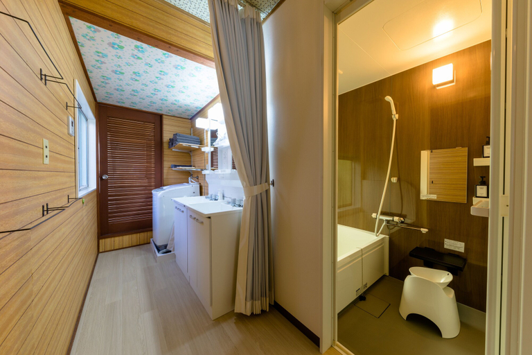 Bathroom 3, RAKUWA Bettei, Fujikawaguchiko