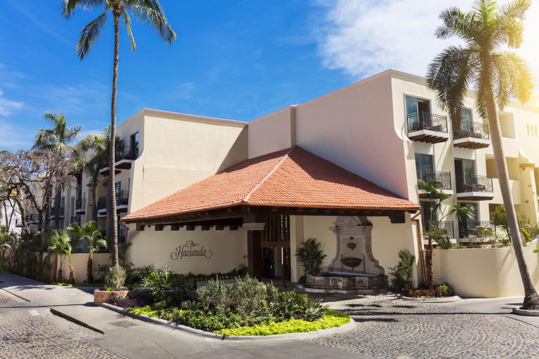 Exterior & Views 2, The Hacienda at Krystal Grand Puerto Vallarta, Puerto Vallarta