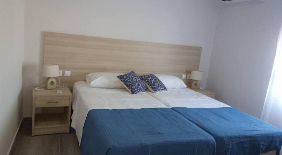 Bedroom 2, Nianthy Apartments, South Aegean