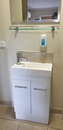 Bathroom 3, Seabrook Hotel, Waratah/Wynyard - Pt A