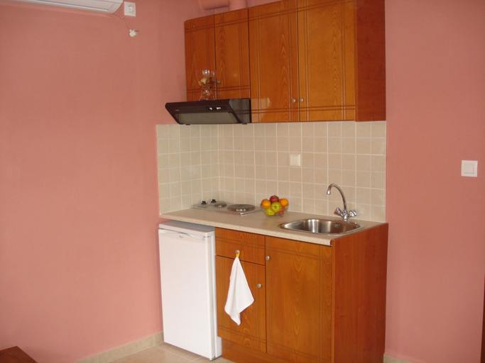 Others 4, Alkmini, Thessaly