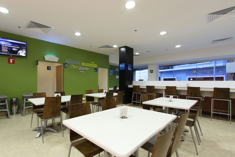 Food & Drinks 5, One Villahermosa Centro, Centro