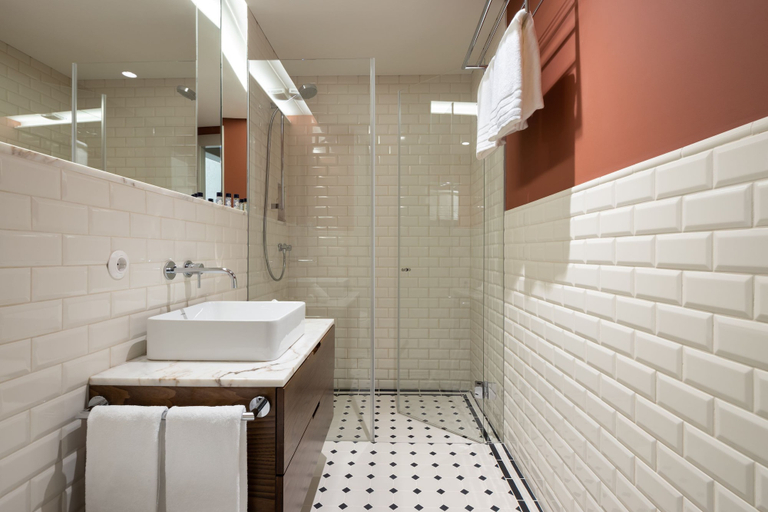 Bathroom 4, CASA CAMÉLIA, Porto