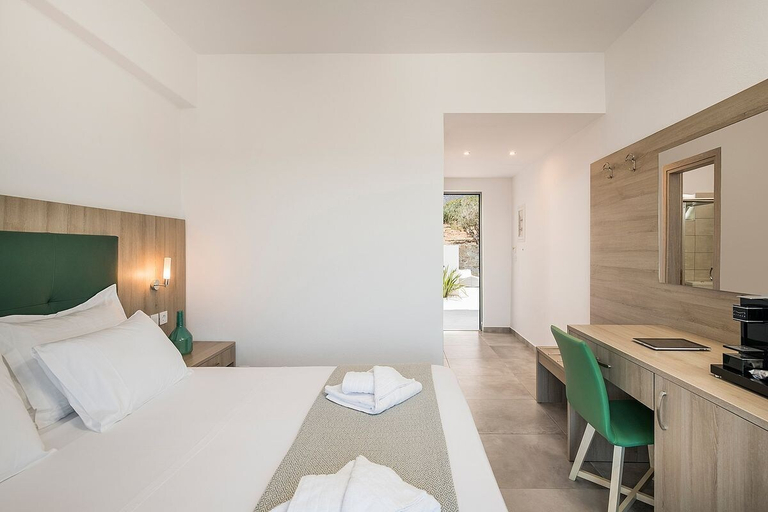 Bedroom 3, Glykeria Hotel, Crete