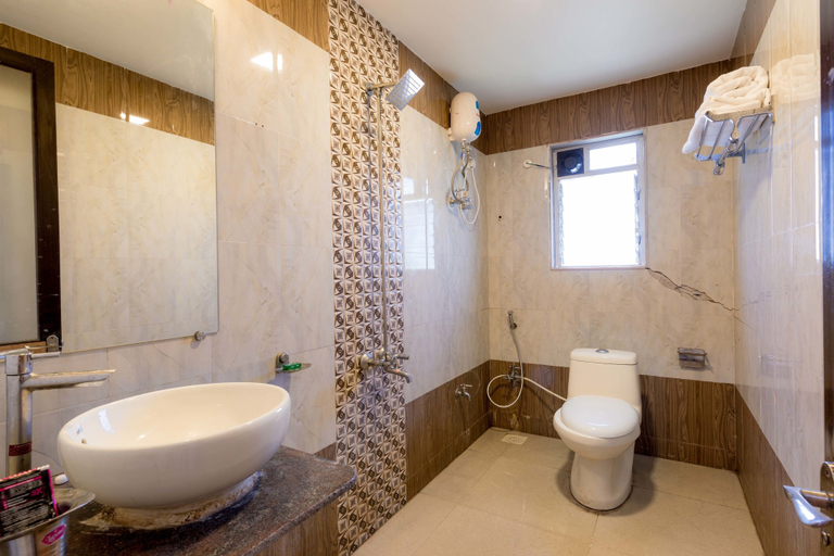 Bathroom 3, Bodh Valley, Nashik
