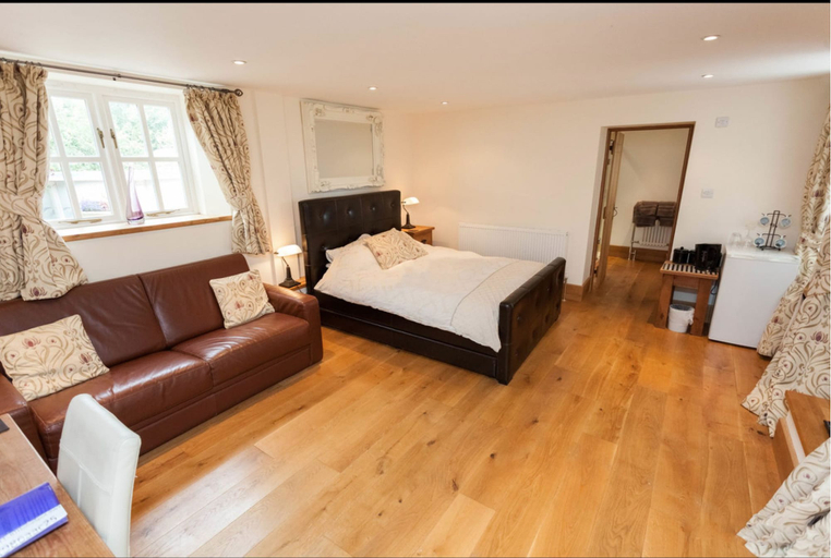 Bedroom 3, Hanger Down House Bed and Breakfast, West Sussex