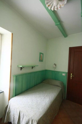 Bedroom 3, Albergo Ristorante Belvedere, La Spezia