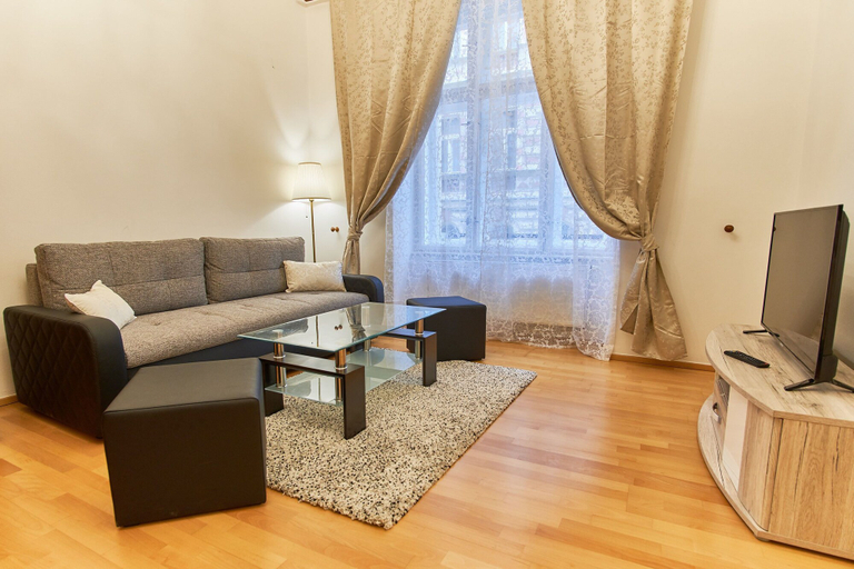 Others 5, Wenceslas Square Royal Apartment, Praha 1