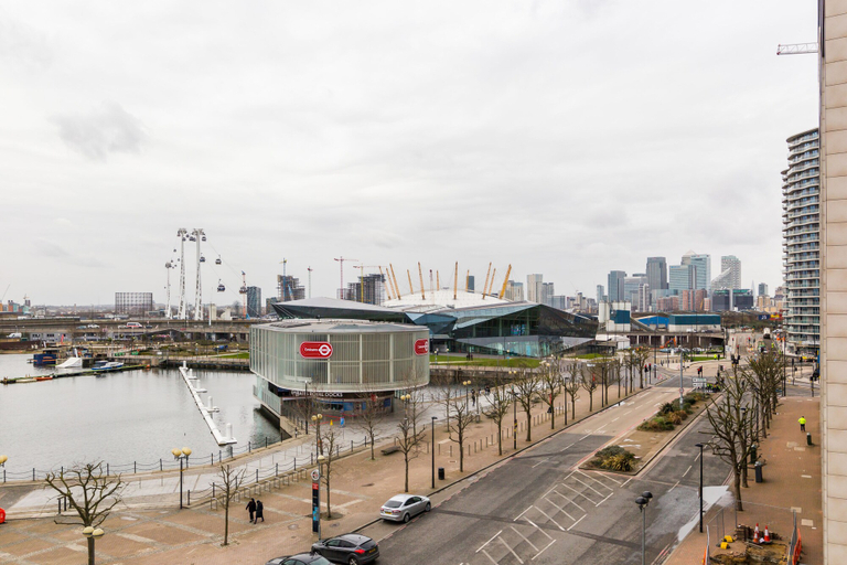 Exterior & Views 2, Grand Vista by Austin David Apartments, London