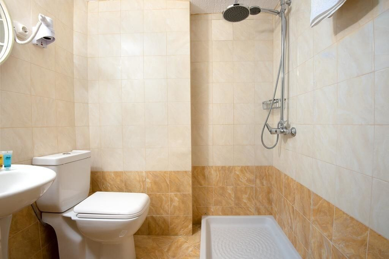 Bathroom 5, Casa De La Sera, South Aegean