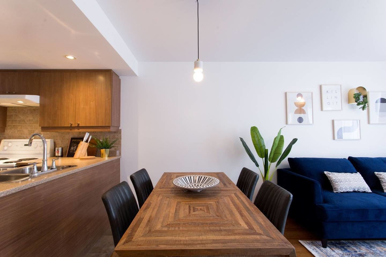 Others 3, Fresh & Styled 2 Bedroom Apt in Mile End, Montréal