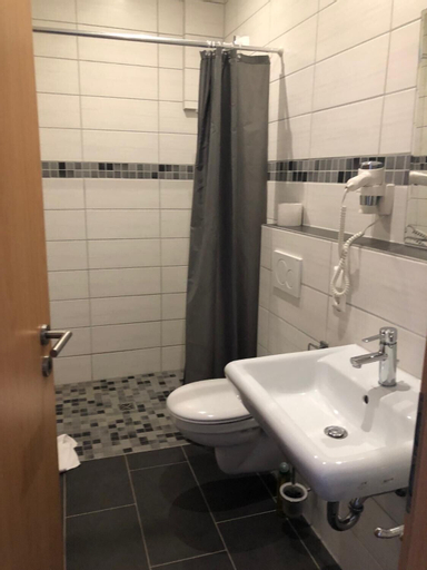 Bedroom 3, Hotel Restaurant Zum Mühlental, Rhein-Hunsrück-Kreis
