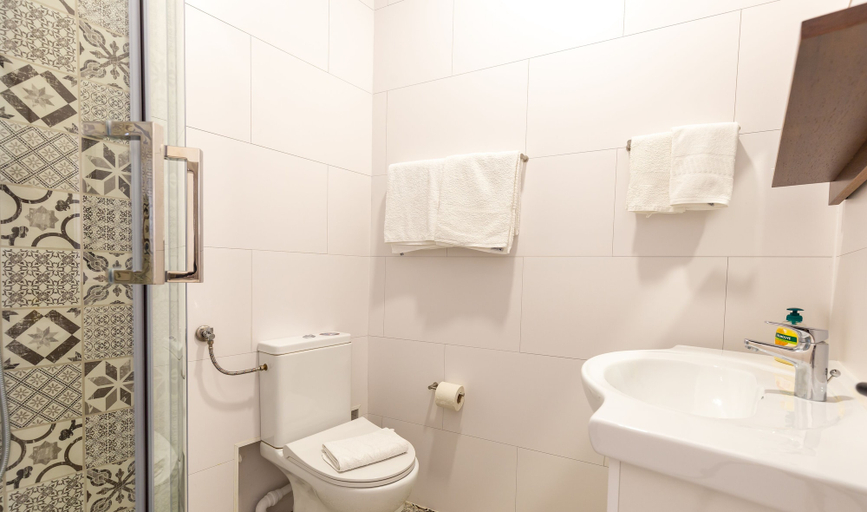 Bathroom 3, Discovery Apartment Estrela, Lisbon