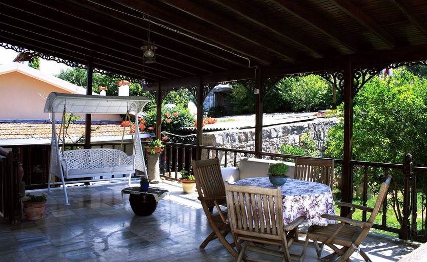 Others 5, Herakles 1850 Hotel, Urla