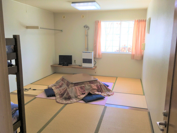Bedroom 2, Kitashiga Lime Light, Yamanouchi