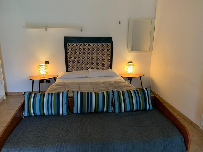 Bedroom 3, Mood Nice One, Pavia