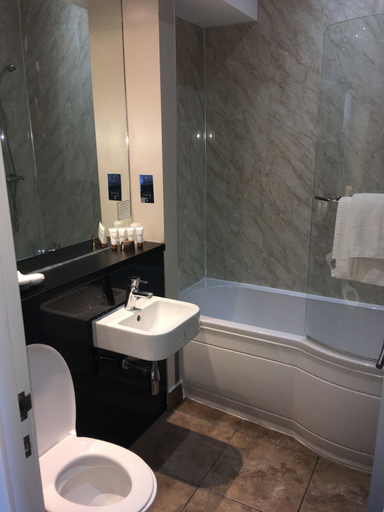 Bathroom 3, Hatfield Lodge, Suffolk