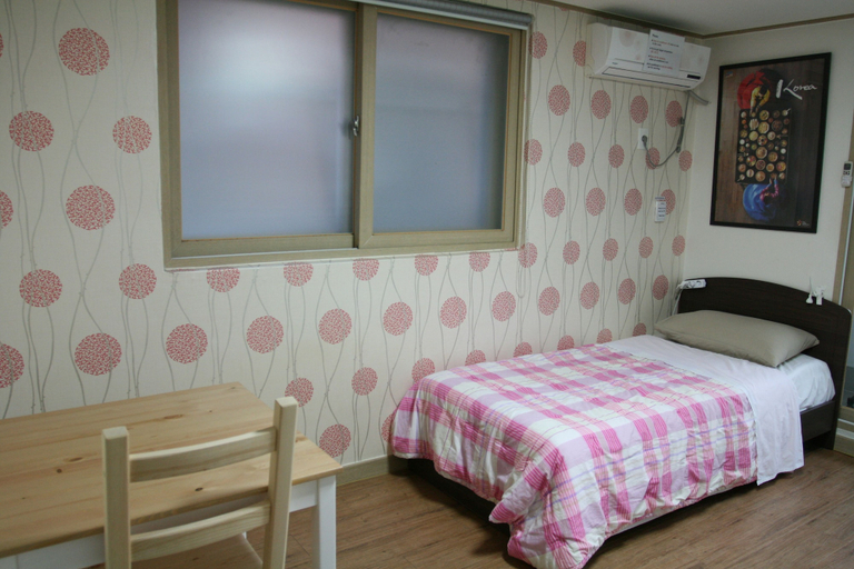 Bedroom 2, Seoulwise Guesthouse - Hostel, Mapo