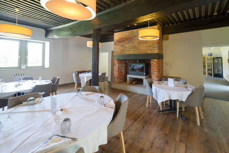 Food & Drinks 5, Hôtel Restaurant La Sorelle, Ain