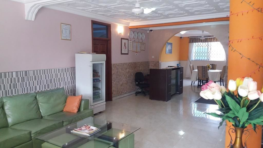 Others 3, White Stone Lodge, Tema