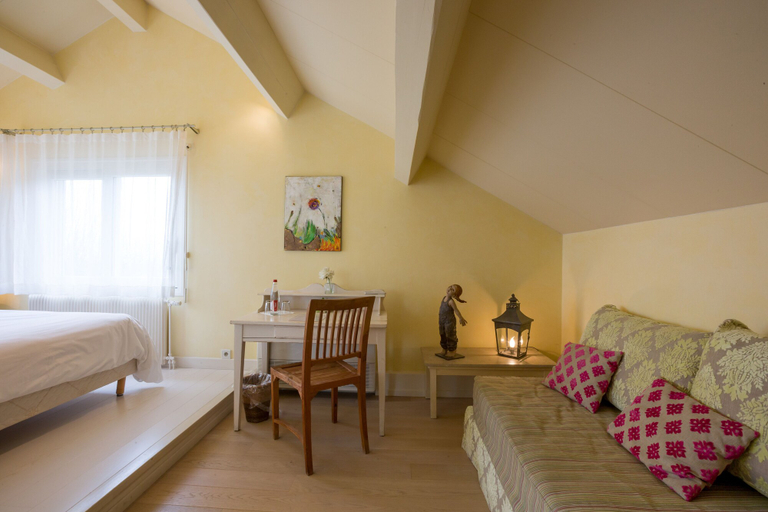 Bedroom 2, La Terre D'Or - Chambre d'Hôtes, Côte-d'Or
