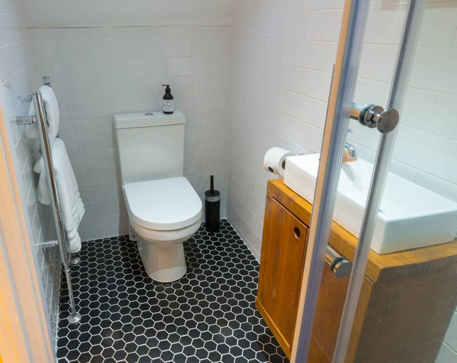 Bathroom 4, The Old Stable, Lower Parkstone, Poole, Poole