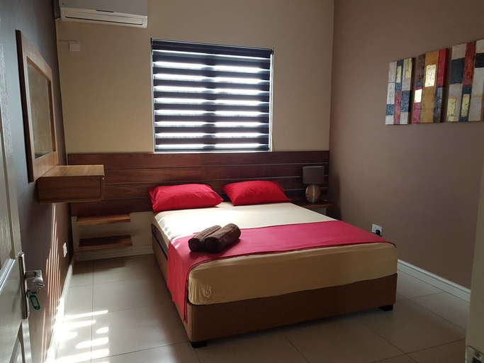 Bedroom 2, Sugareef West Coast Luxury Penthouse, Black River