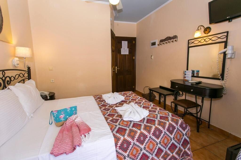 Bedroom 3, Paradise Hotel, Epirus