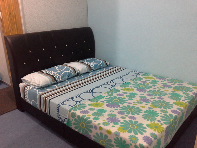 Bedroom 2, Iqra Damai Inn, Bachok