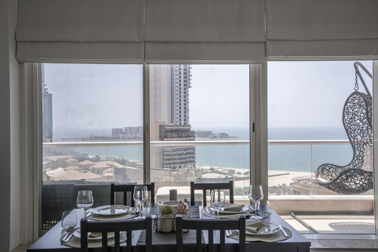 Food & Drinks 5, HiGuests - Botánica Tower, Dubai