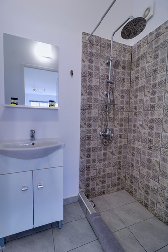 Bathroom 3, apartotel.acropolis.view, Attica
