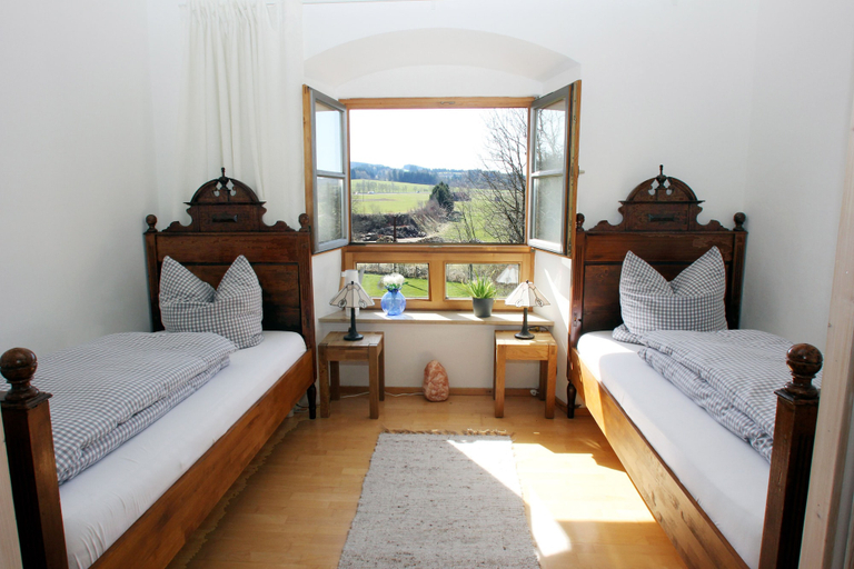 Bedroom 4, Ultra Alpes, Weilheim-Schongau