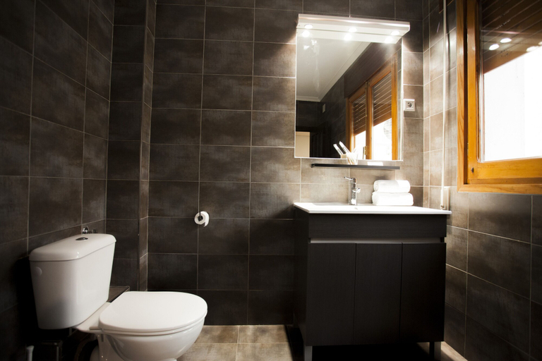 Bathroom 3, Hotel Plaza Mayor, Toledo