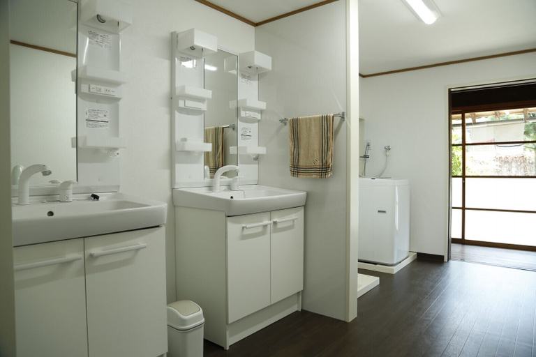 Bathroom, Syouyayasikitokura, Kasaoka