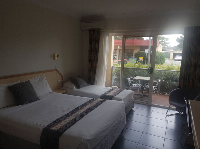 Bedroom 3, Jopen Cafe & Motel, Shoalhaven - Pt B