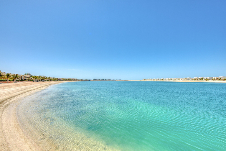 Beach, R&H 3BR Villa Living RAK Beach Access 167, Ras Al Khaimah