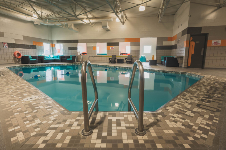 Sport & Beauty 2, Days Inn & Conference Centre Prince Albert, Division No. 15