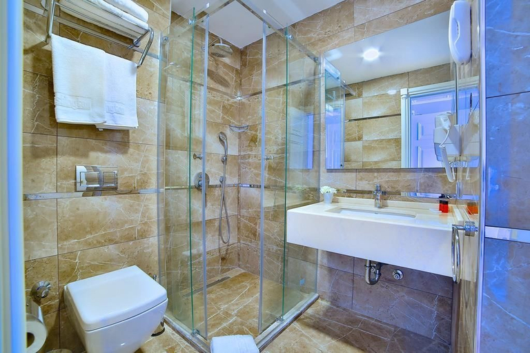 Bathroom 5, Paleria Hotel, Fatih