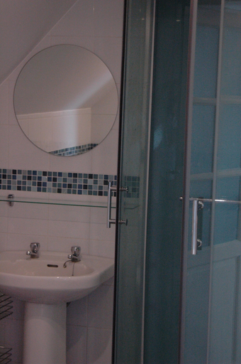 Bathroom 5, La Grande Maison, Deux-Sèvres